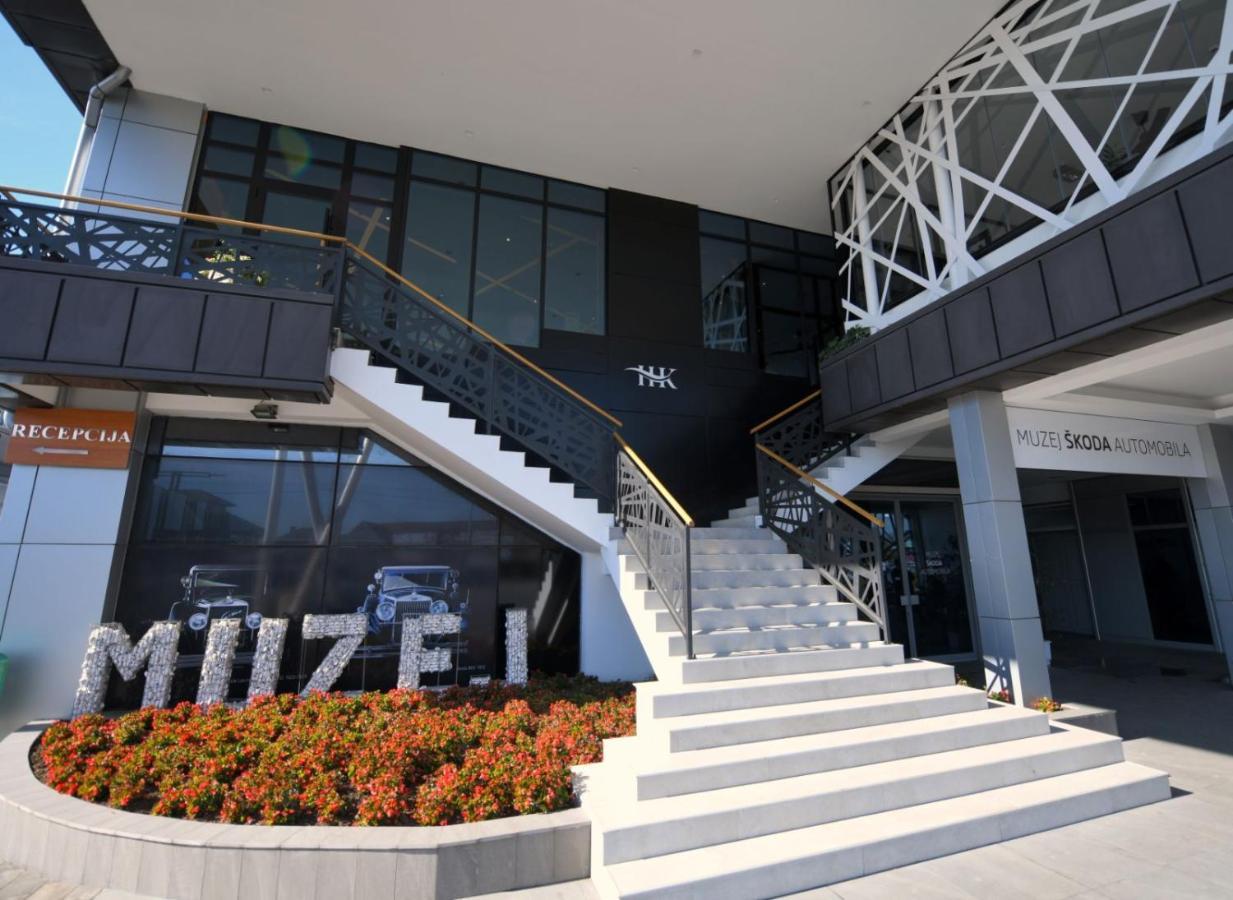 Hotel Kole Čačak Exteriér fotografie