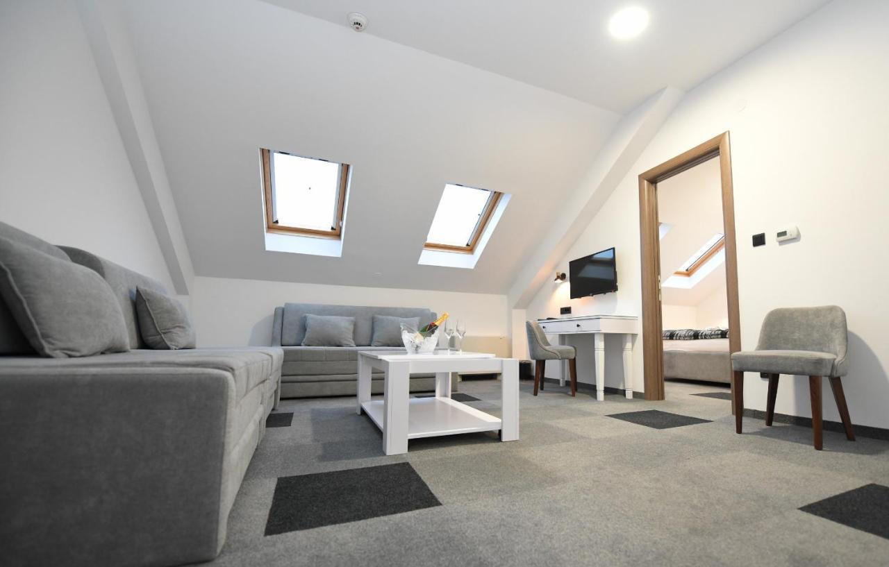 Hotel Kole Čačak Exteriér fotografie