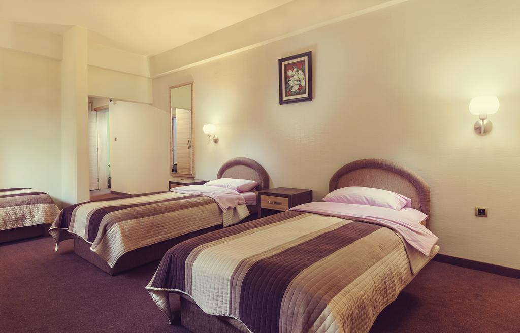 Hotel Kole Čačak Pokoj fotografie