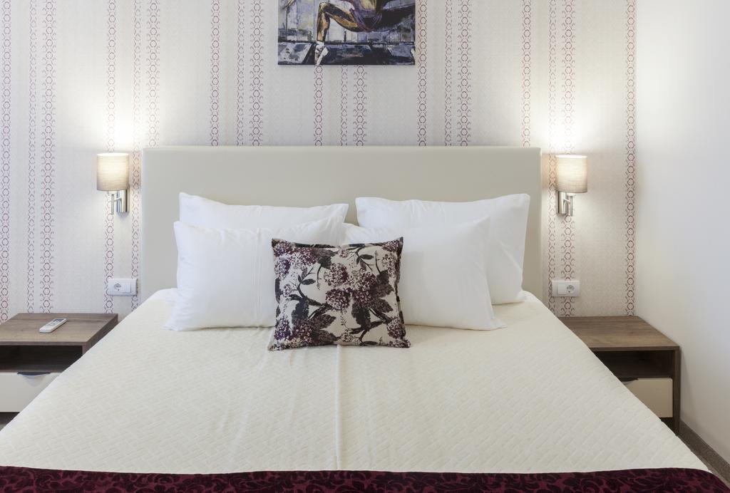 Hotel Kole Čačak Exteriér fotografie